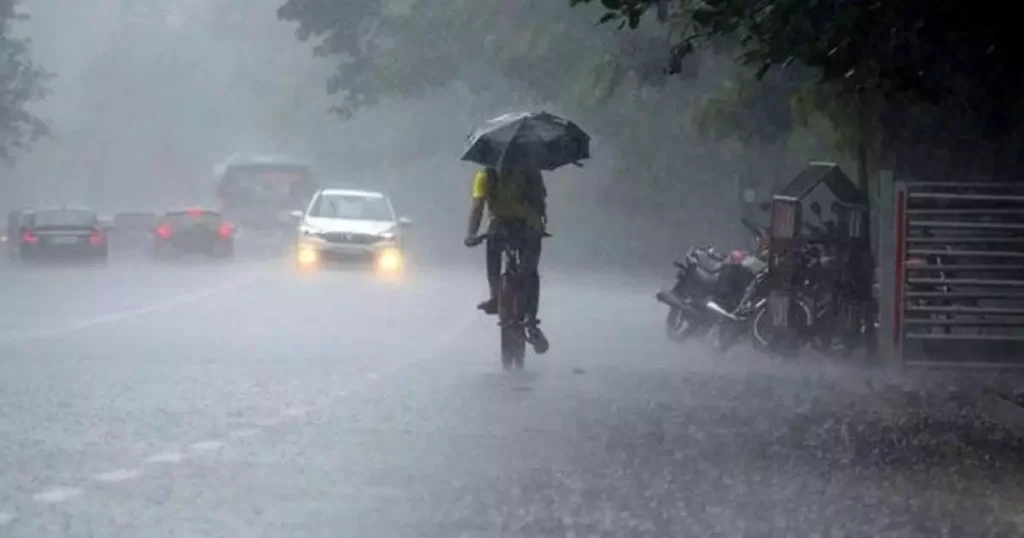 സംസ്ഥാനത്ത് അടുത്ത അഞ്ച് ദിവസം മഴ ശക്തമാകും; വിവിധ ജില്ലകളില്‍ ഓറഞ്ച്-യെല്ലോ അലര്‍ട്ടുകള്‍ പ്രഖ്യാപിച്ചു