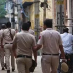 പുതിയ ഫോണ്‍ വാങ്ങിയതിന് പാര്‍ട്ടി നടത്തിയില്ല; ഒന്‍പതാം ക്ലാസ് വിദ്യാര്‍ത്ഥിയെ കുത്തി കൊലപ്പെടുത്തി