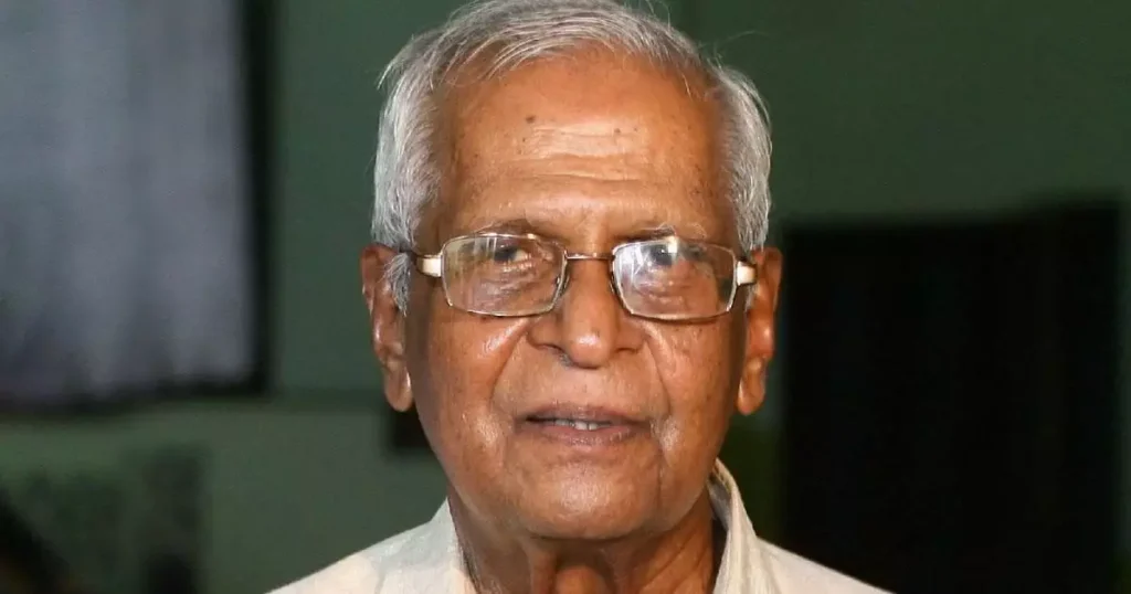 എം എം ലോറൻസിന്റെ മൃതദേഹം മെഡിക്കൽ കോളേജ് ഏറ്റെടുത്ത നടപടി ശരിവച്ച് ഹൈക്കോടതി; മക്കളുടെ ഹർജി തള്ളി